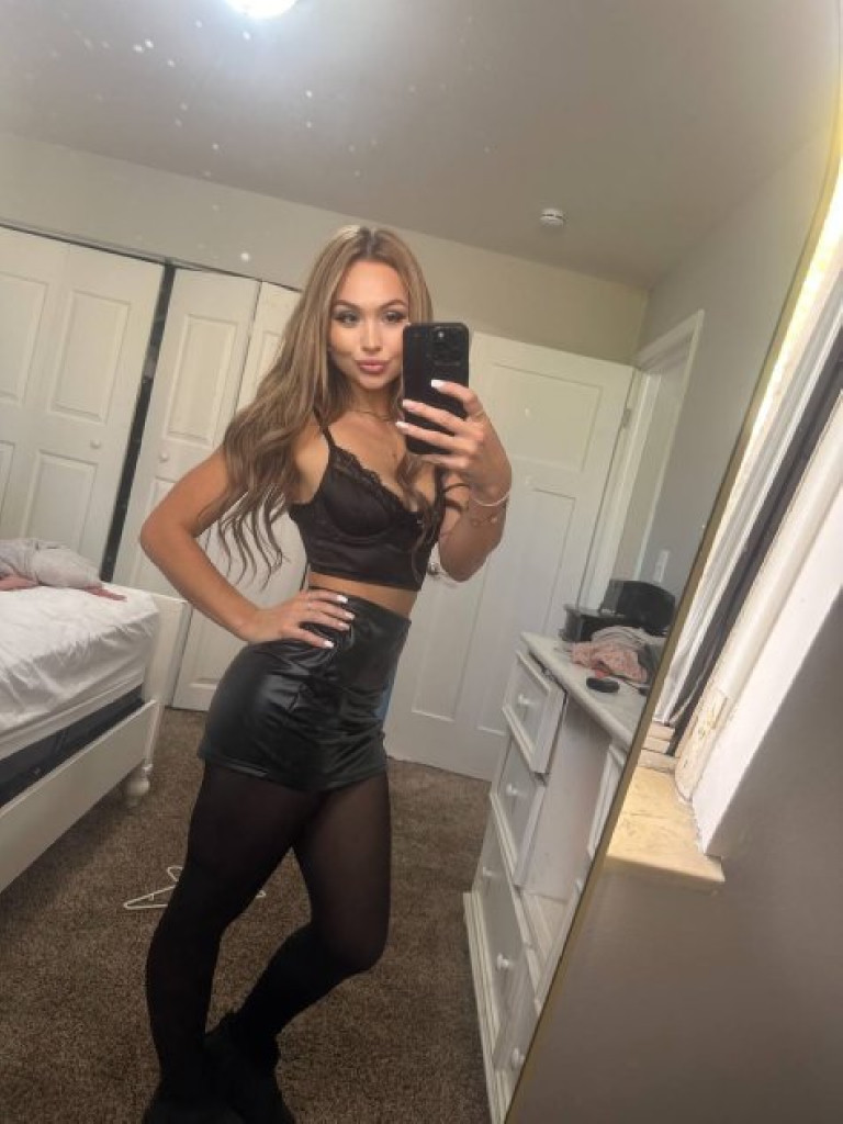 Cassandra ❤️ photo 1