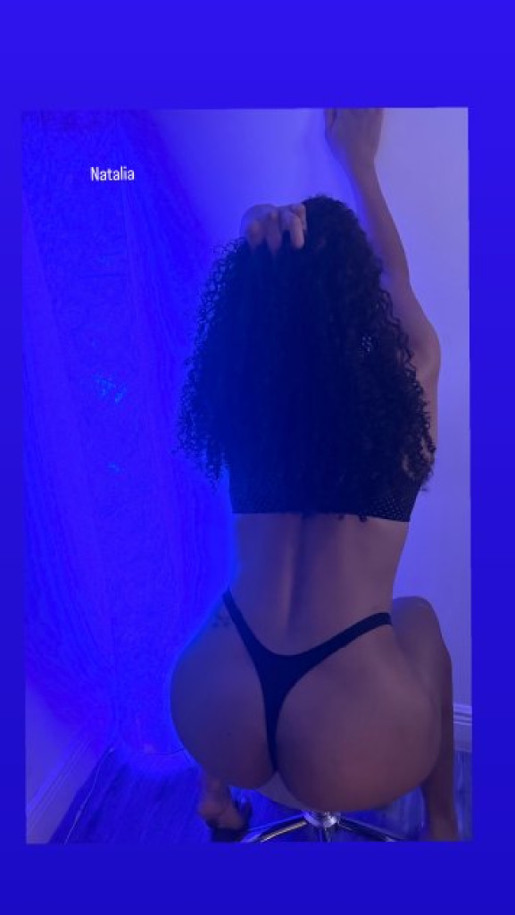 Natalia photo 1