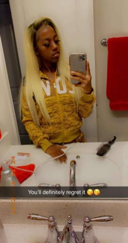 26 young pretty thang ready to have fun photo 1