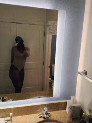 Sexy listing photo