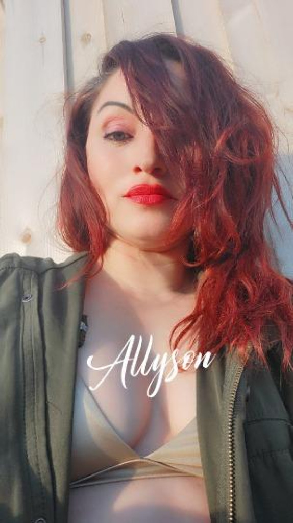 AllysonKate photo 1
