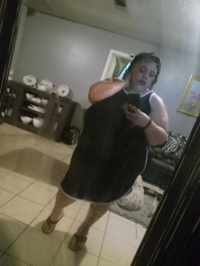 Liz photo 1
