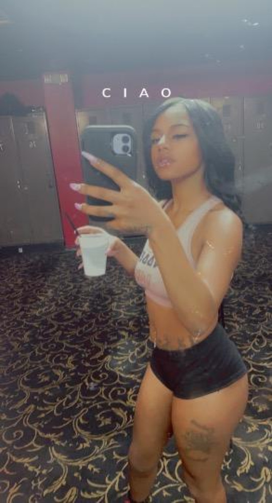Jazmin photo 1