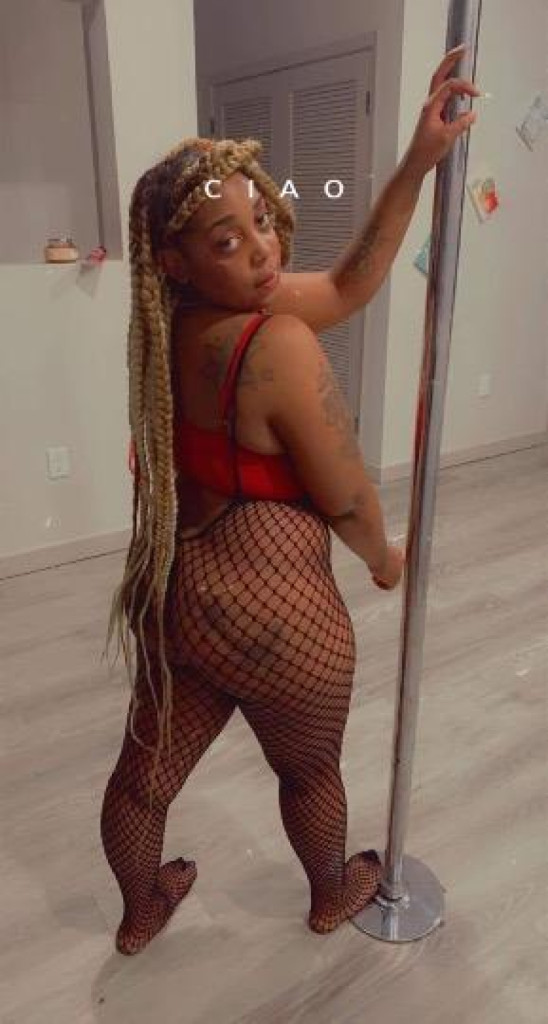 Kanddy Redd Available photo 1