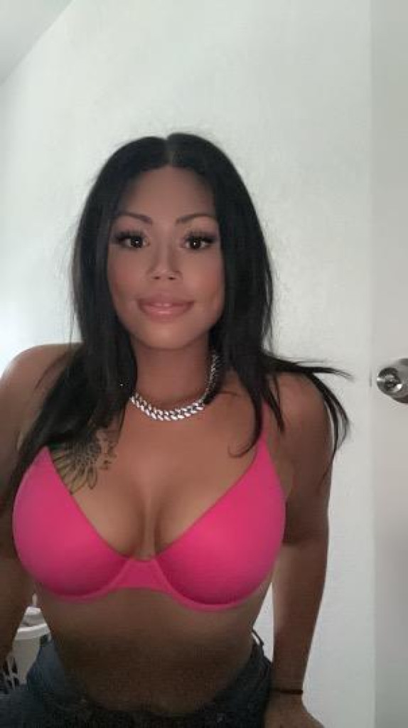 Nikki photo 1