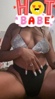 Sexy listing photo
