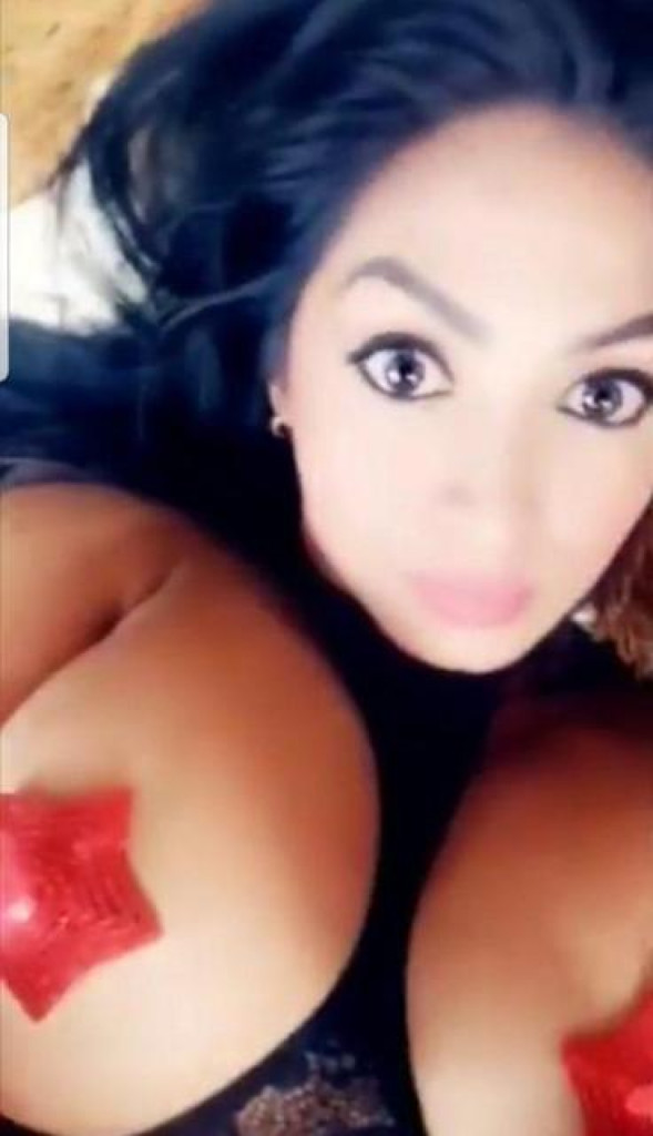 alisarsalzer (Disponible maintenant) photo 1