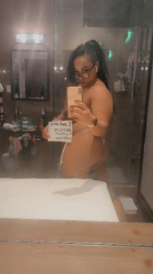 Tiny_royal3 listing photo