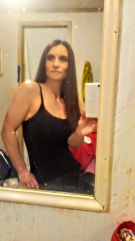 bombell woman looking for men for some fun photo 1