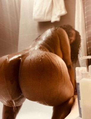 !! CLEAN SEXY . Most Def UPSCALE🎂 WET 💦THE MF BEST IN THE GAME!!! CHOCOLTE DRIP. let me make your night the best night👅👅 AIM TO PLEASE!! listing photo