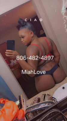 MiahLovee listing photo