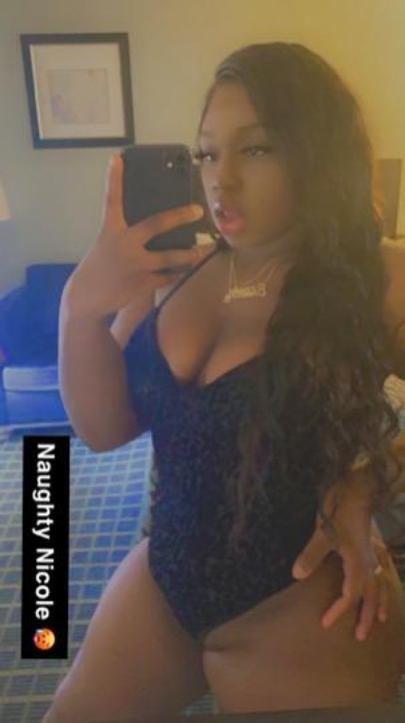 Nicolee photo 1