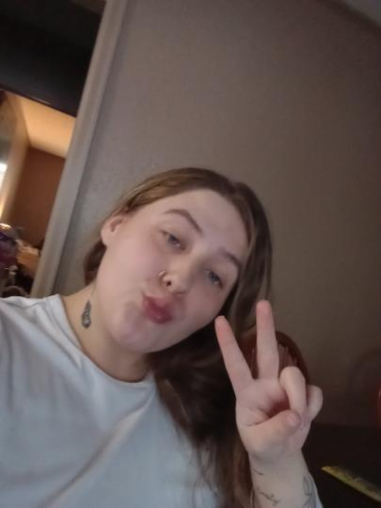 Liz photo 1
