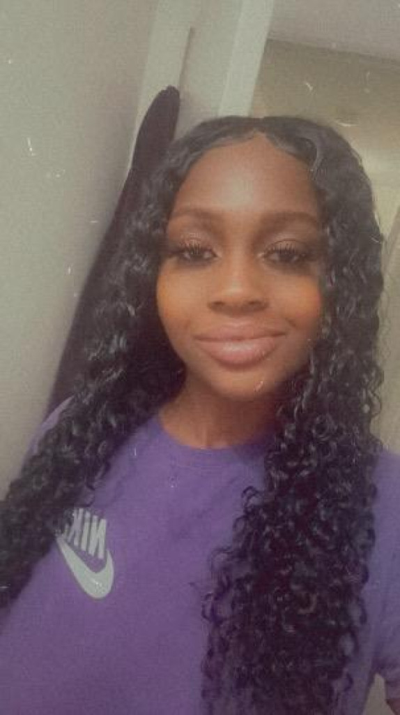 sweet, sexy, and available get with me! photo 1