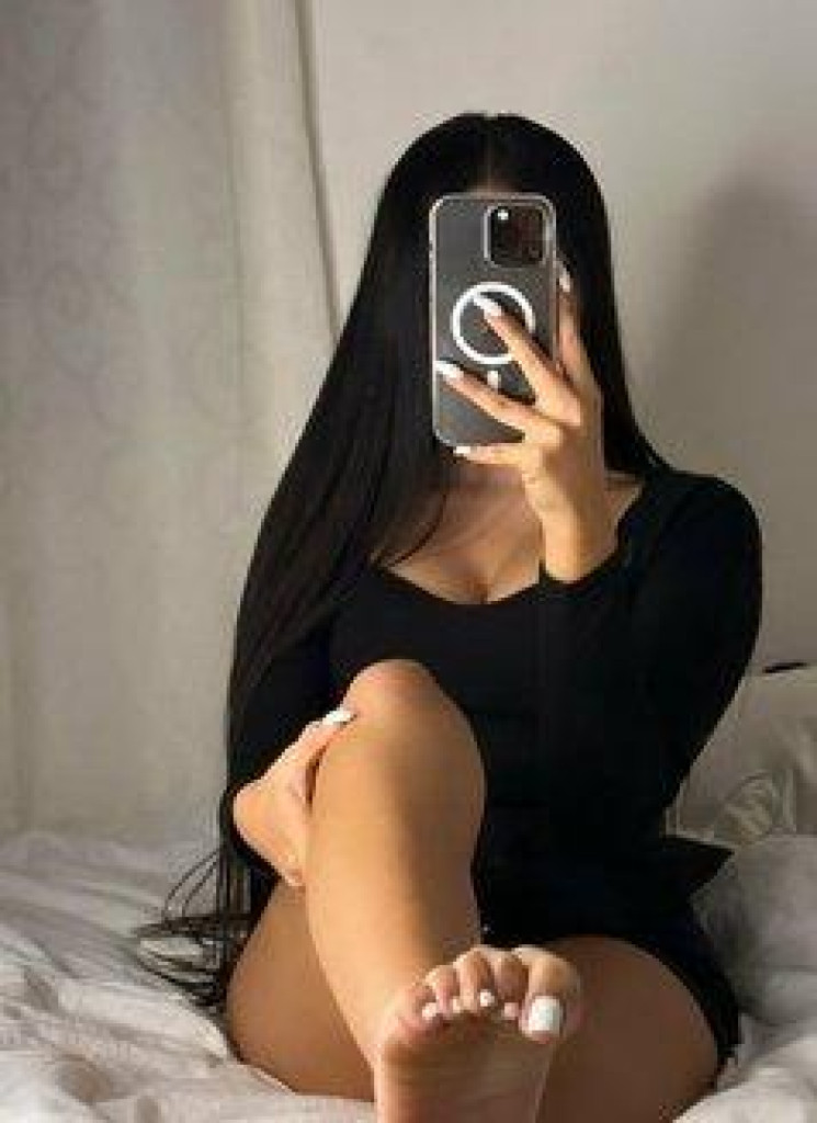 Elysia – Spanish escort in Nuremberg photo 1