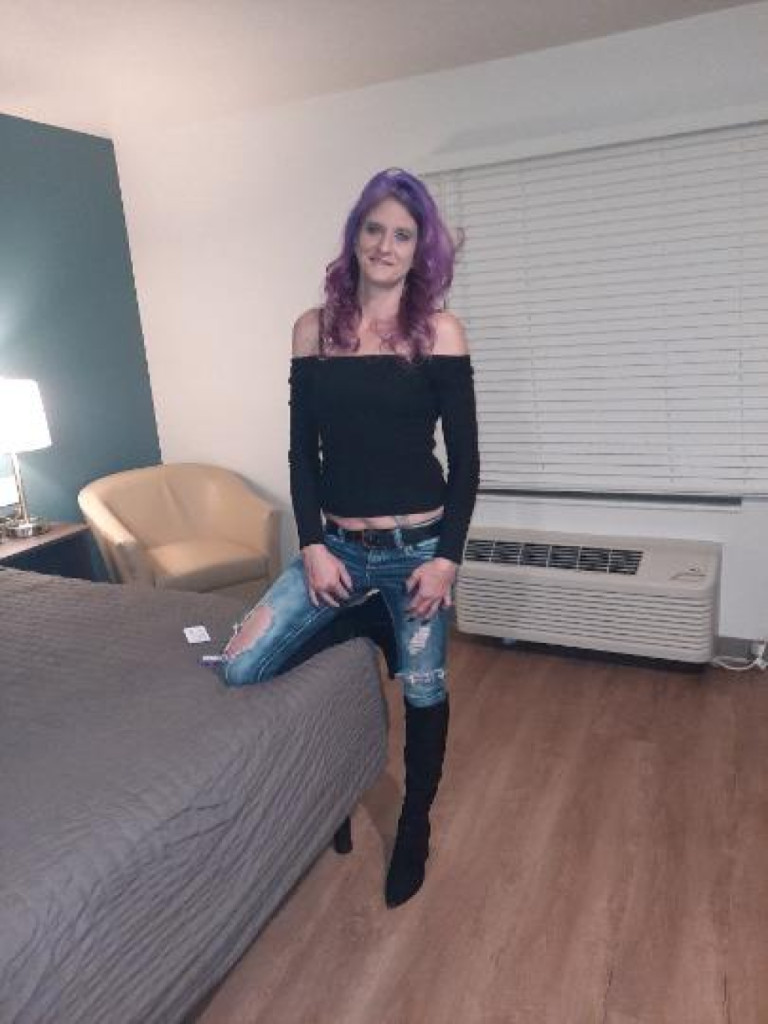 Sarah photo 1