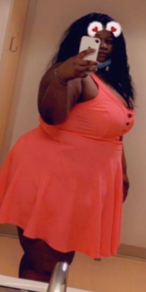 Nicki photo 1