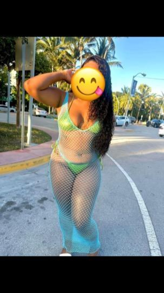 Caramel Candy Delight 🍭💦🤫 photo 1