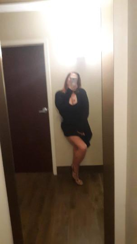 Naomi photo 1