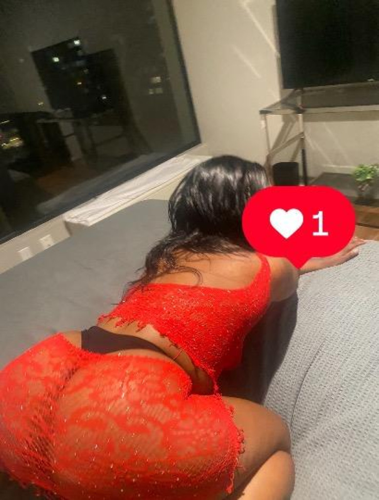 LOOKING FOR A REGULAR 💵❤💦LET ME BE YOUR FAVORITE FREAK photo 1