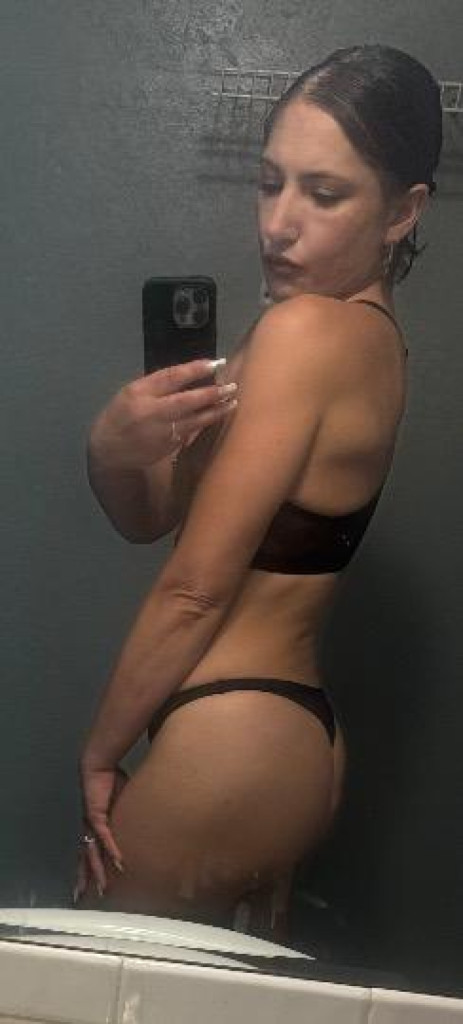 Lana photo 1