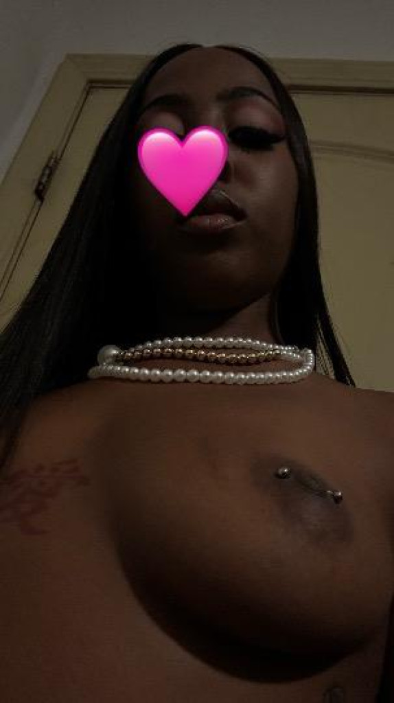 Alanah photo 1