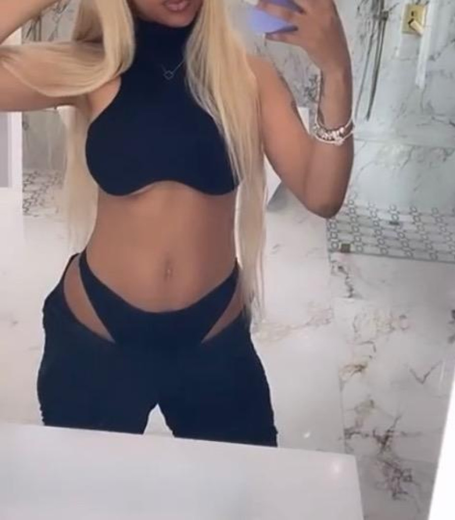 Dessy photo 1
