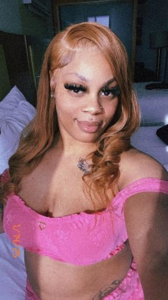 Monae photo 1
