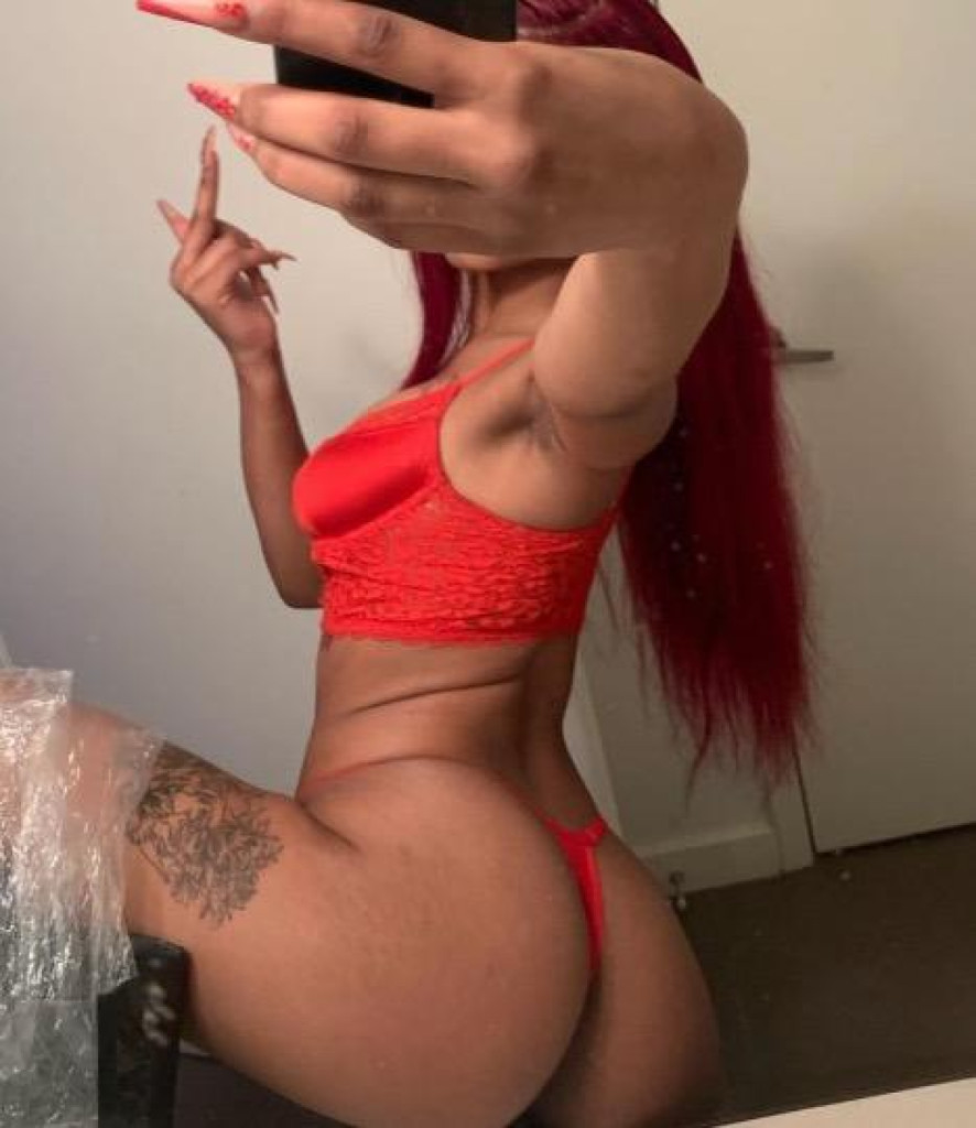 Lady photo 1