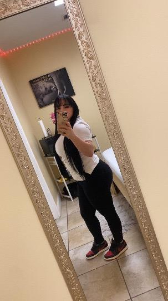 lily 80$ 30 min 120$ 1 massge photo 1