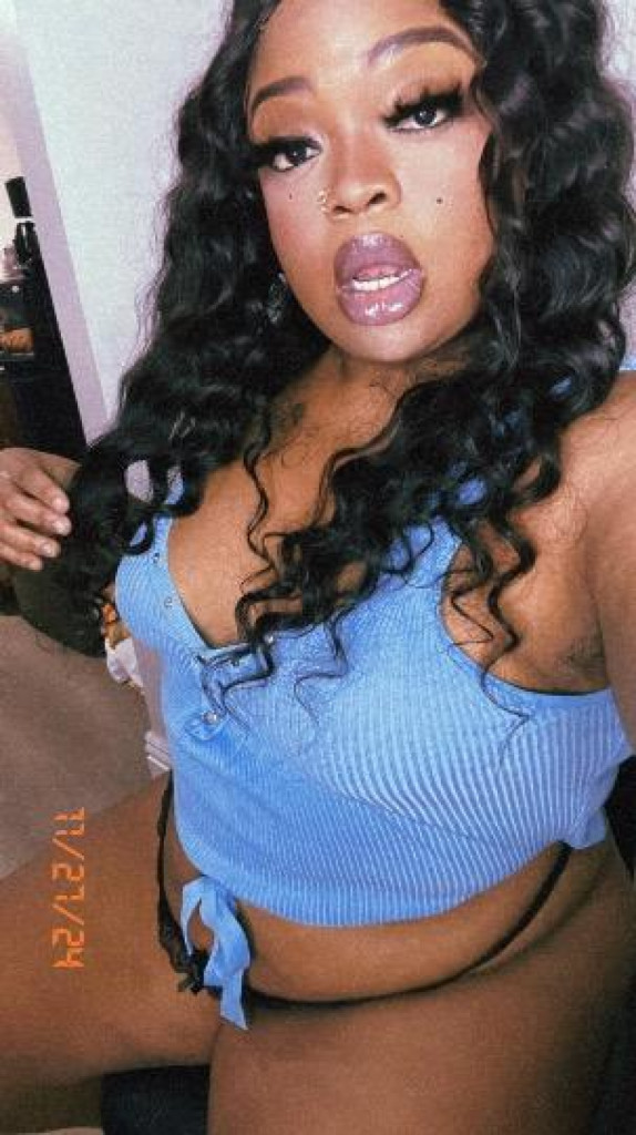 Myah photo 1
