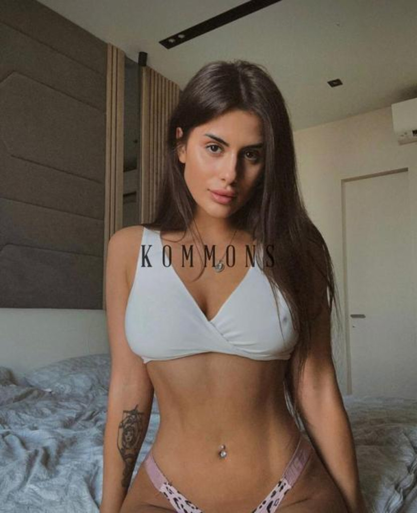 Maya photo 1