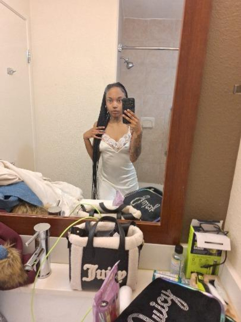 Niya photo 1