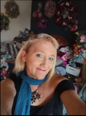 Im ready to play today. Who wants to cum play with me listing photo