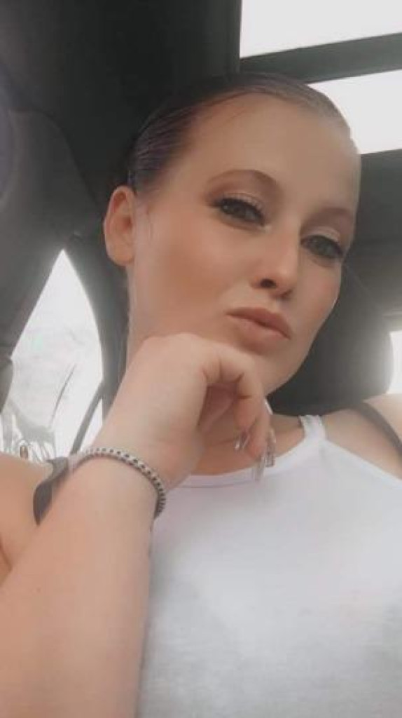 Jordyn photo 1
