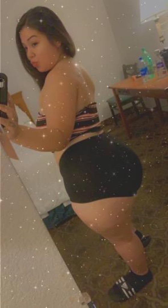 CURVY BIG BOOTY 🍑 photo 1