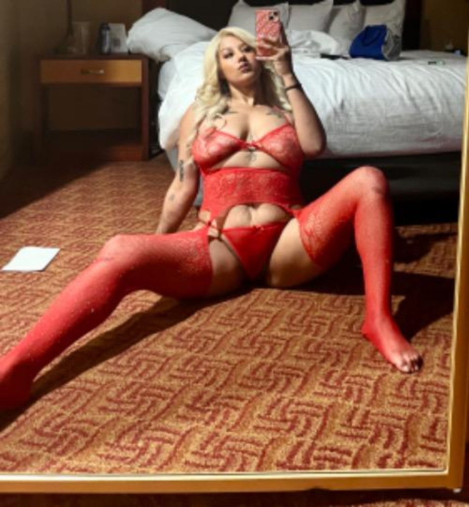 Ivory photo 1