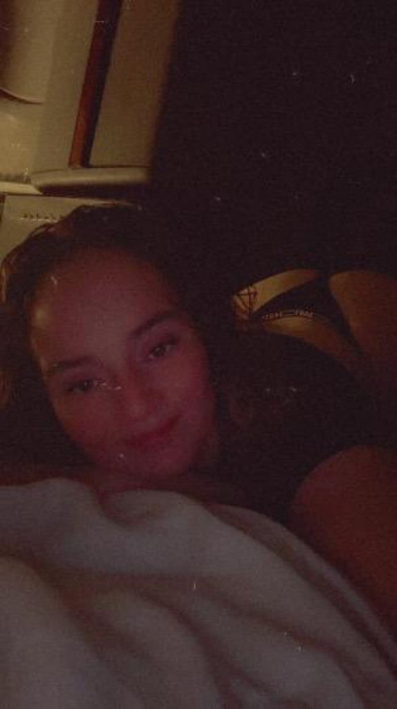 Ashley photo 1