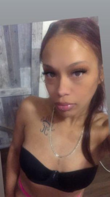SexxyRedd listing photo