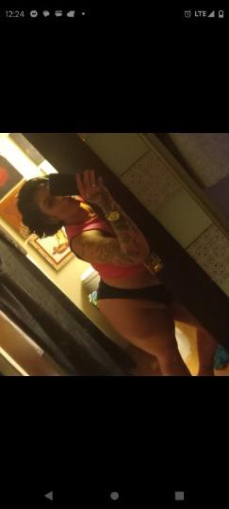 Krystee photo 1