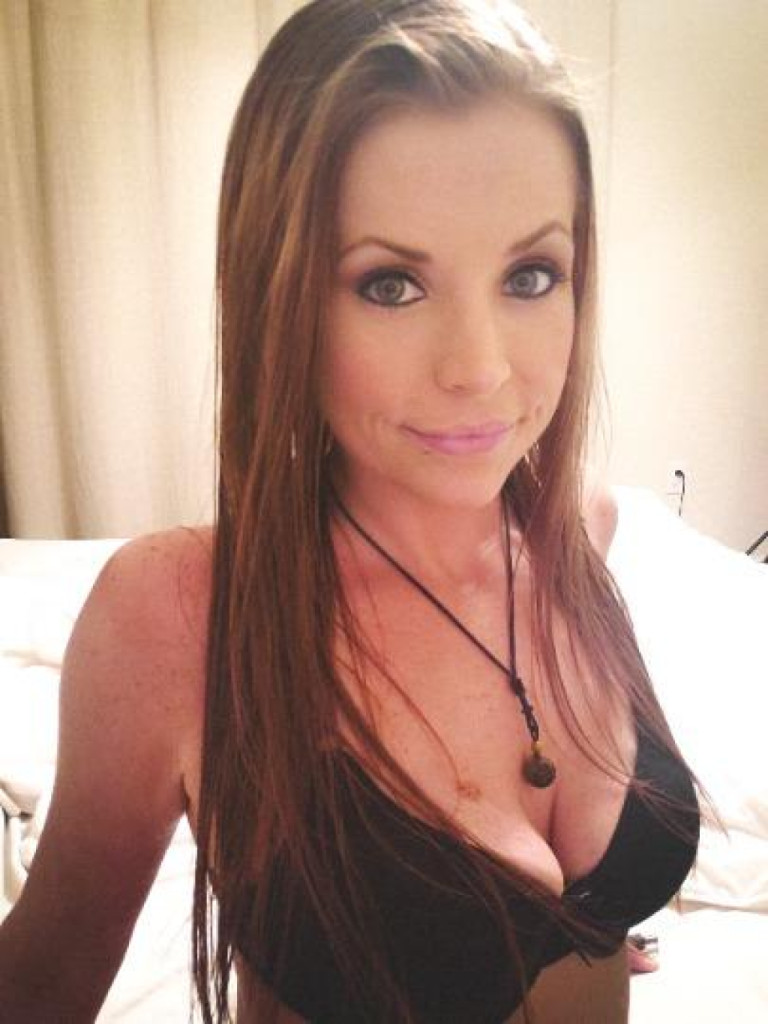 Brittny photo 1