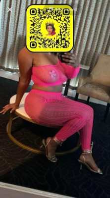 massages here 👋🏽 Let Me rub on you💦 yes i can go to you listing photo