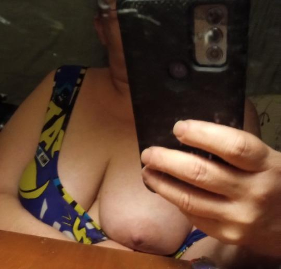 LIL TASTY photo 1
