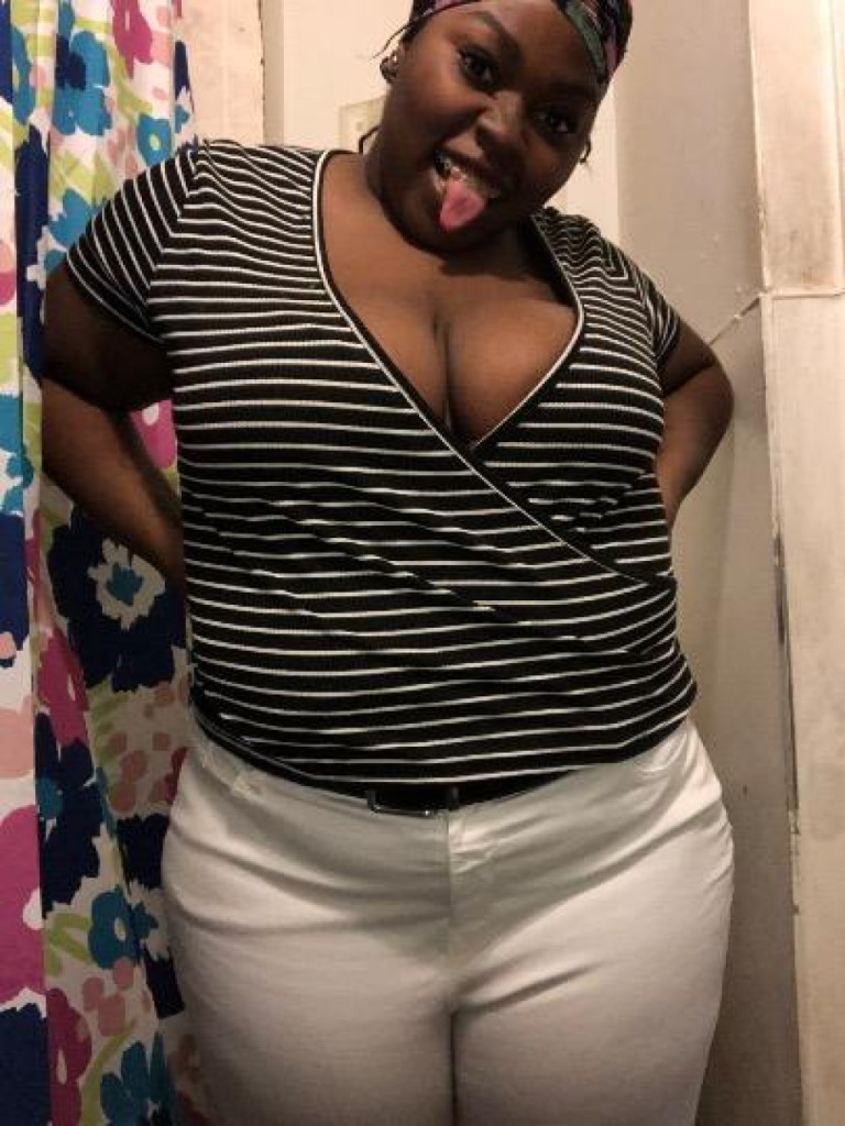 Im just a pretty girl who likes to have fun photo 1