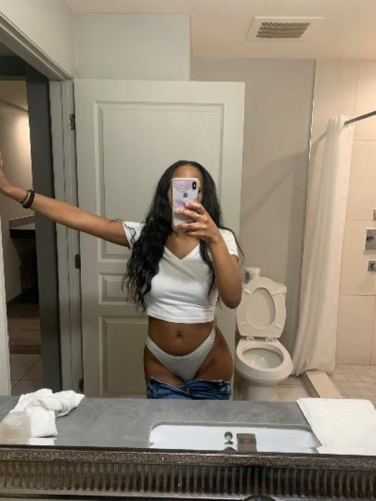 Lexi photo 1