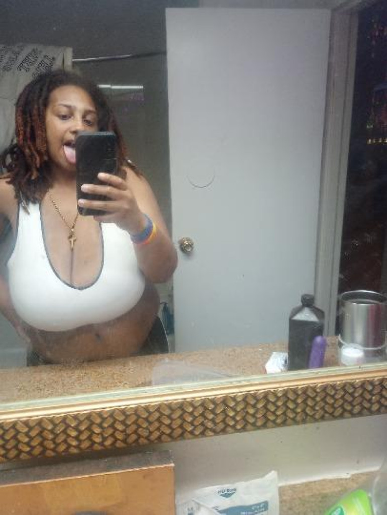 Come get sum of this good pussy/head 💦💦 photo 1