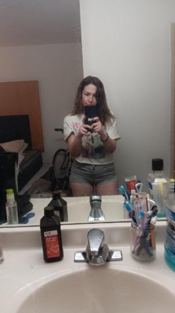 Tiny photo 1