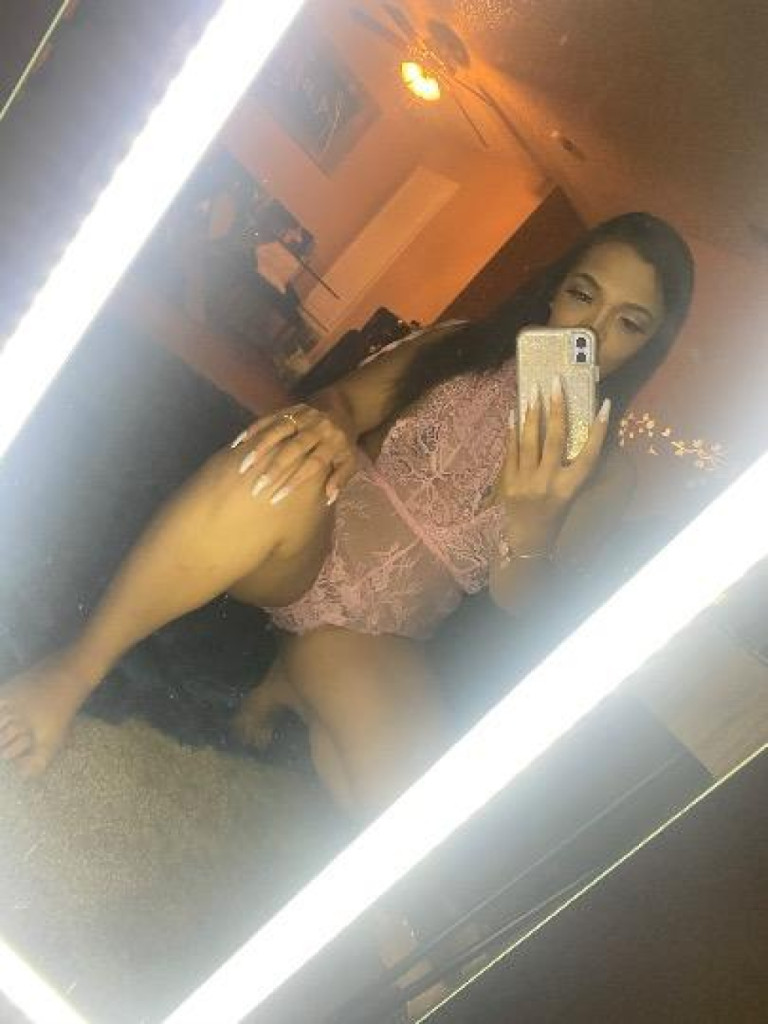 Carmen photo 1