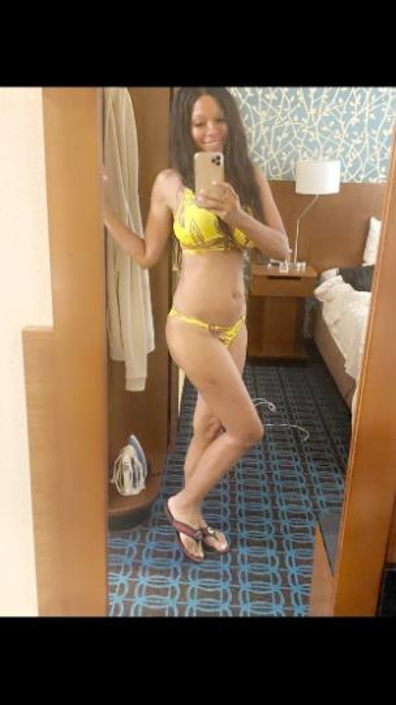 Natalie photo 1