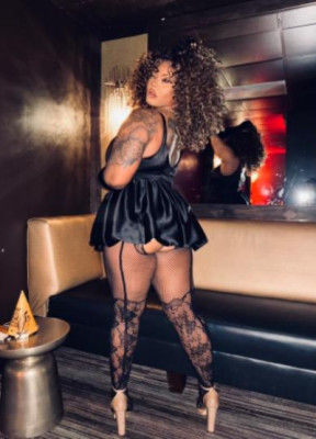 GODDESS, SEXY UPSCALE OUTCALL ONLY!!!! ⛓💋) SAME PERSON IN ALL THE PICTURES !!!!!!💋👠💅NO CAR PLAY, OUTCALL😜 listing photo
